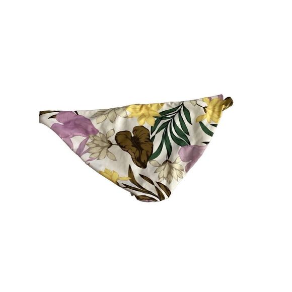 Vitamin A By Amahlia Stevens - Picture 8 of 10